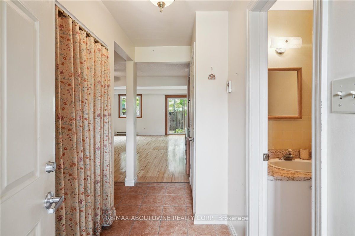 43 Nadia Pl, unit 38 for sale - image #5