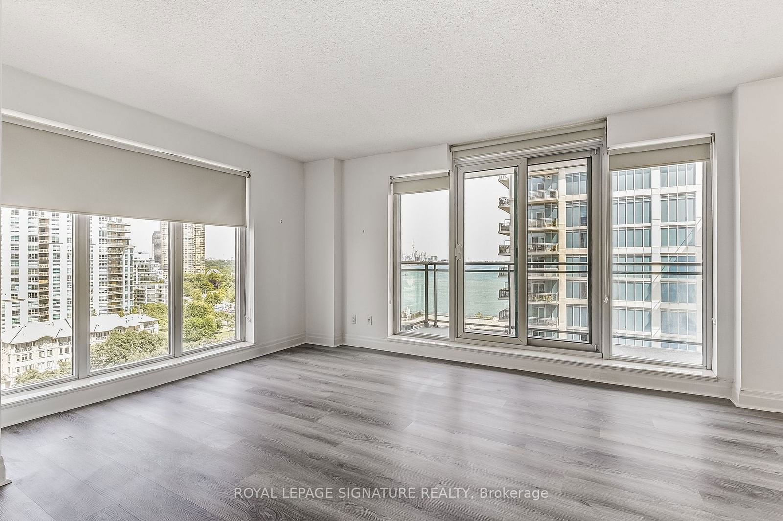 2121 Lake Shore Blvd W, unit 1211 for sale