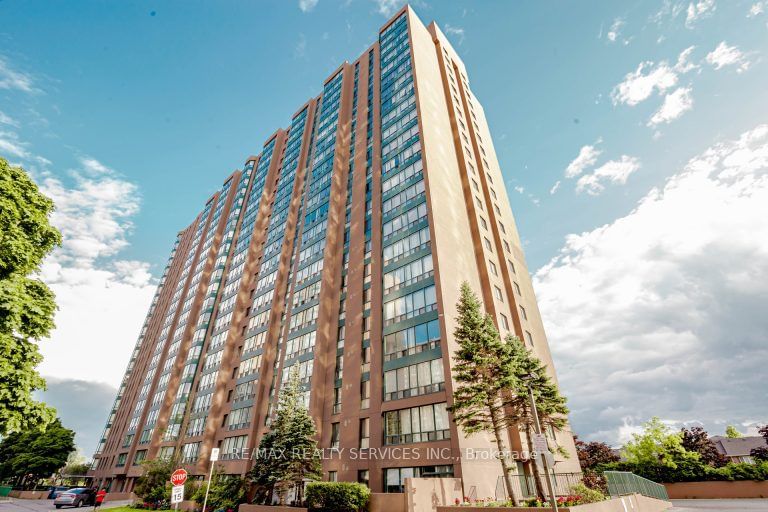 155 Hillcrest Ave, unit 1811 for sale