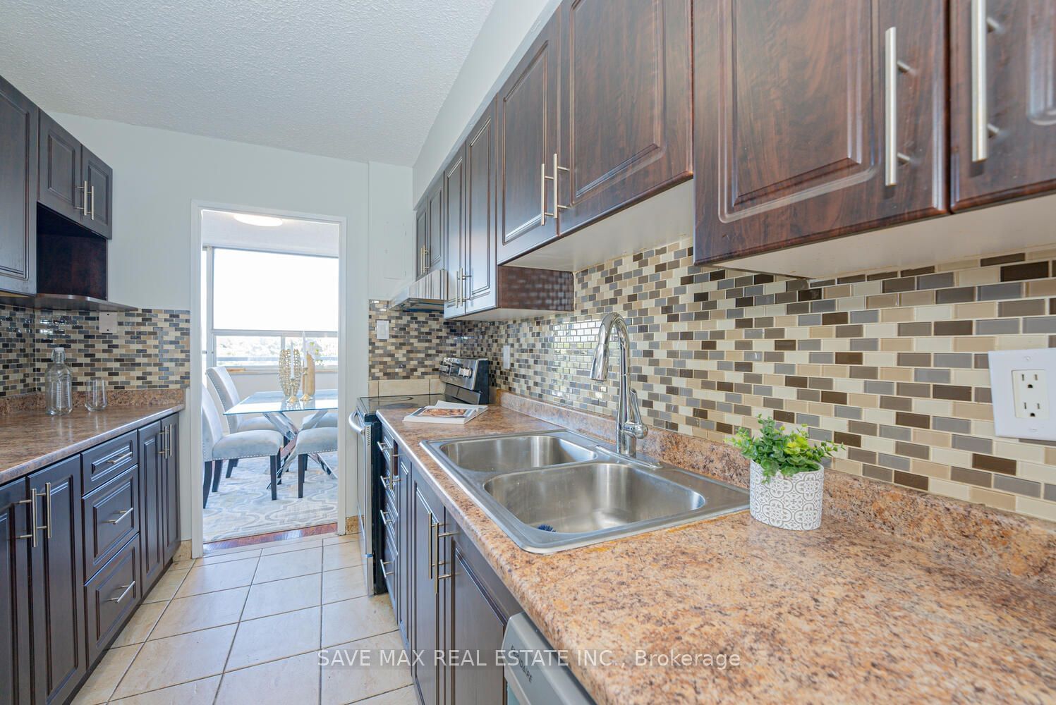 1050 Stainton Dr, unit 322 for sale