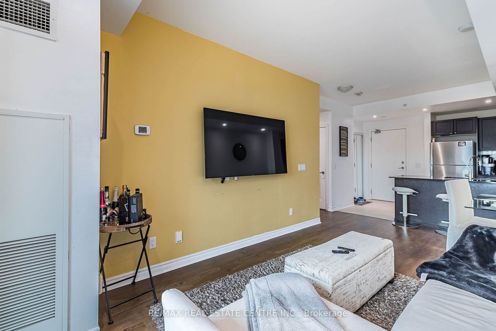 2522 Keele St, unit 214 for sale