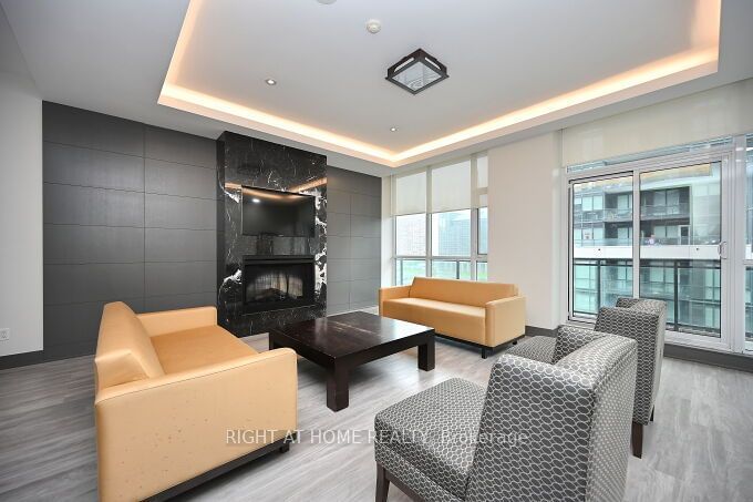 4070 Confederation Pkwy, unit 1005 for sale