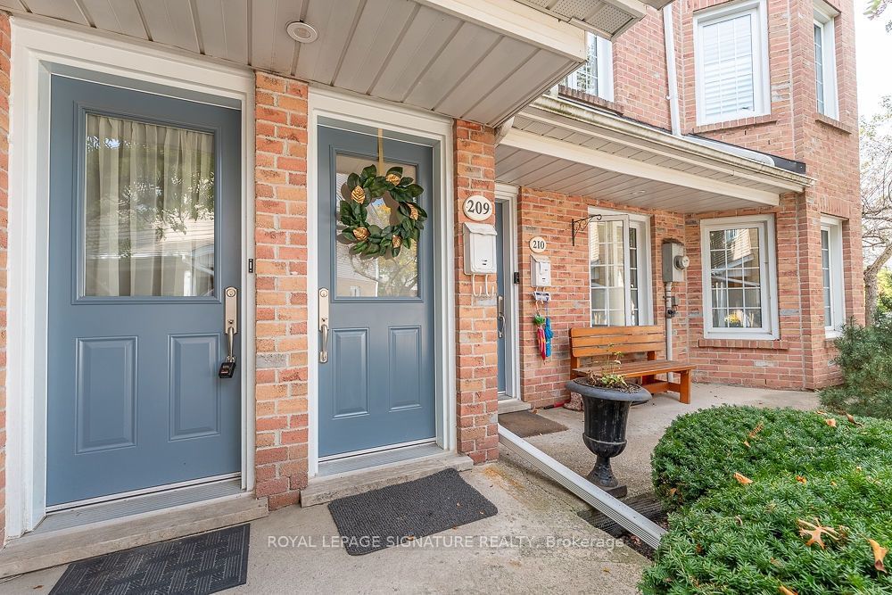 Arbor Lane Townhomes, Burlington, Toronto