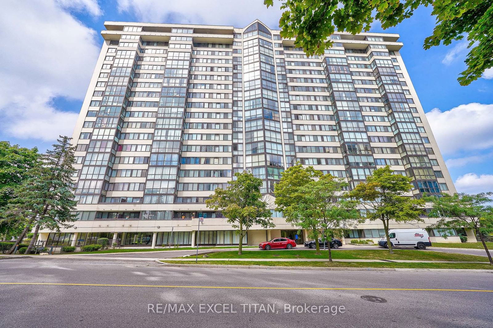 10 Markbrook Lane, unit 1812 for sale