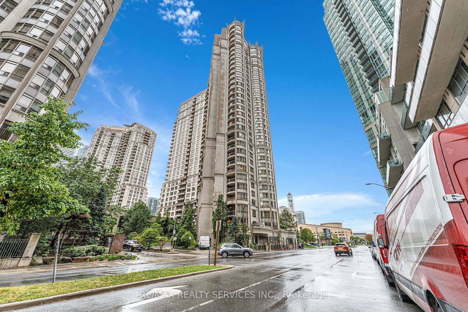 3888 Duke of York Blvd, unit 1223 for rent