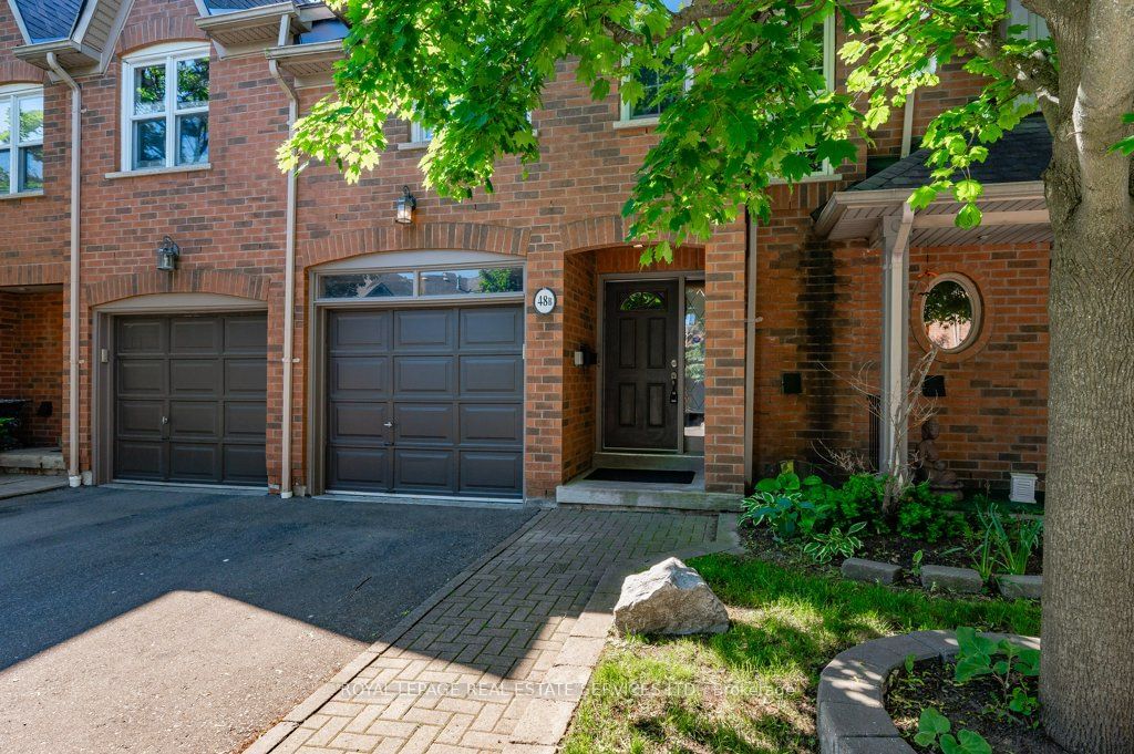 1084 Queen Street West Townhomes, Mississauga, Toronto