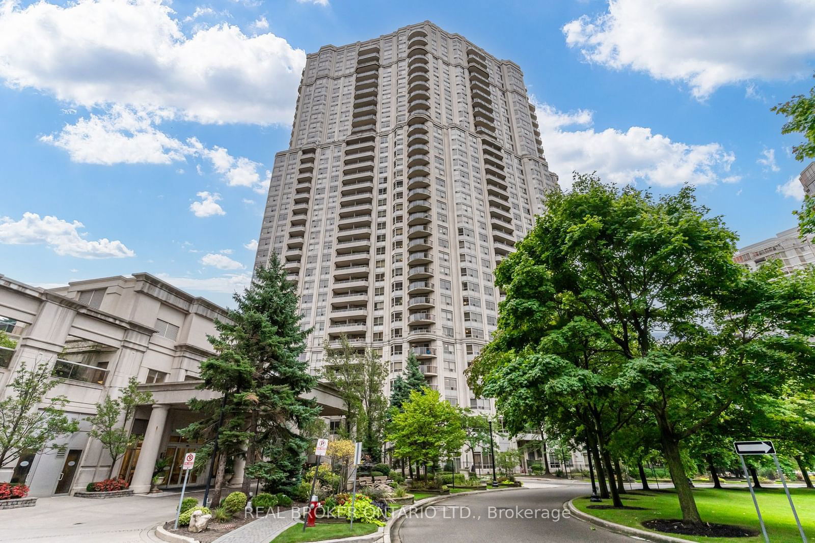 25 Kingsbridge Garden Circ, unit 2224 for sale