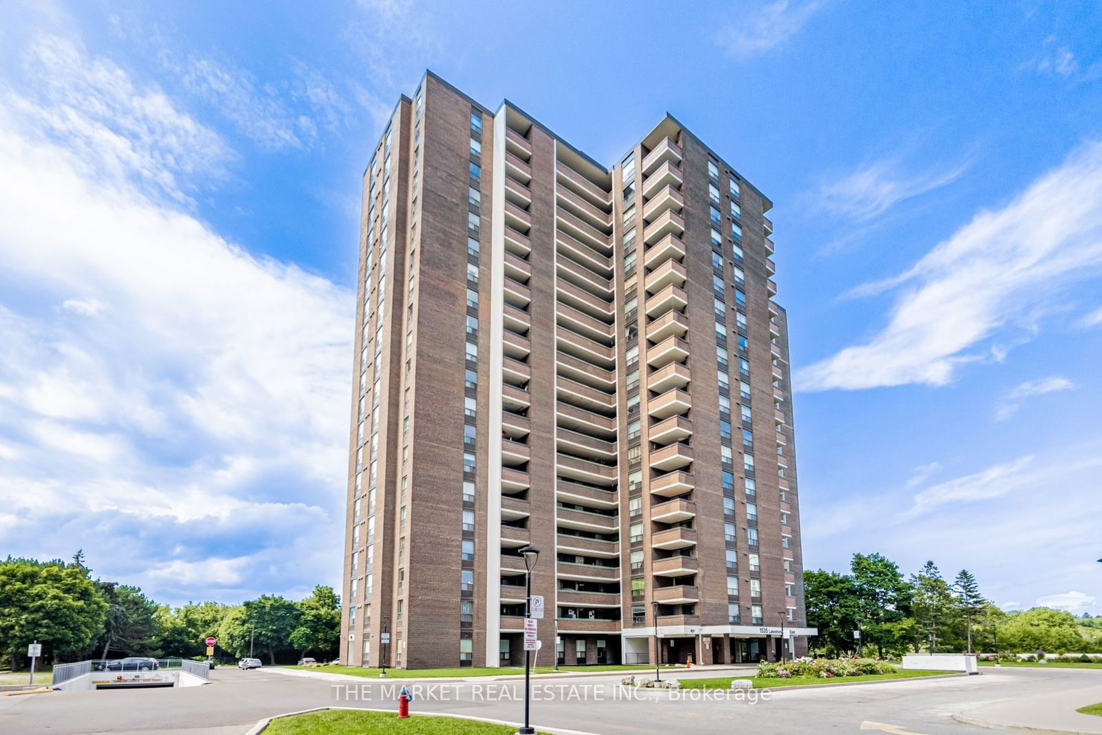 1535 Lakeshore Road East Condos, Mississauga, Toronto