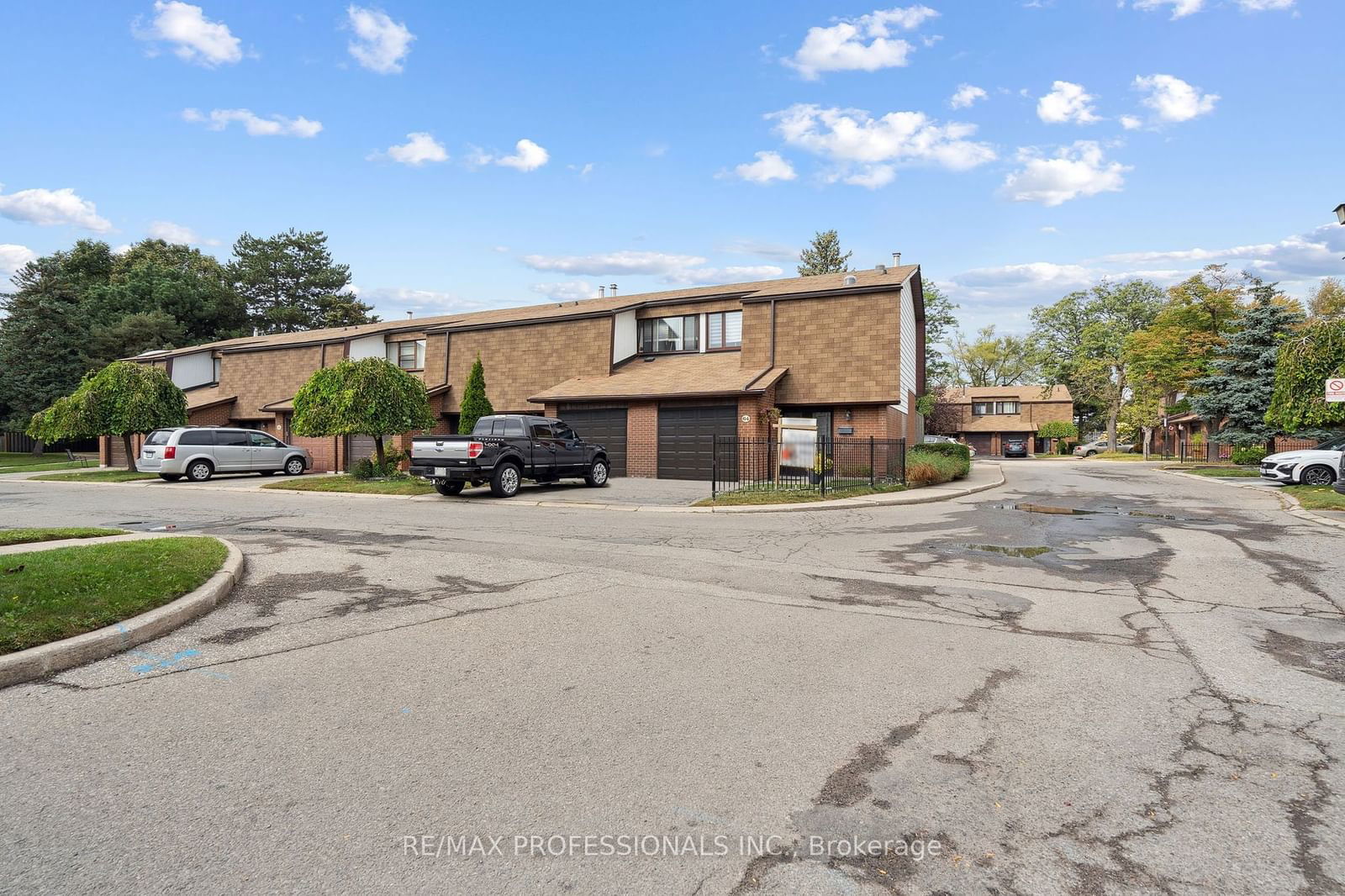 600 Silver Creek Blvd, unit 64 for sale