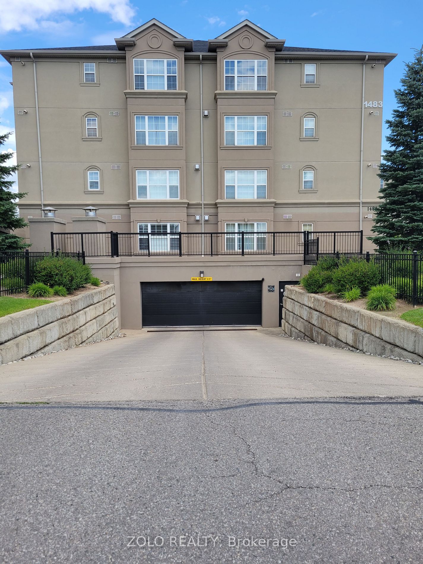 1487 Maple Ave, unit 101 for sale