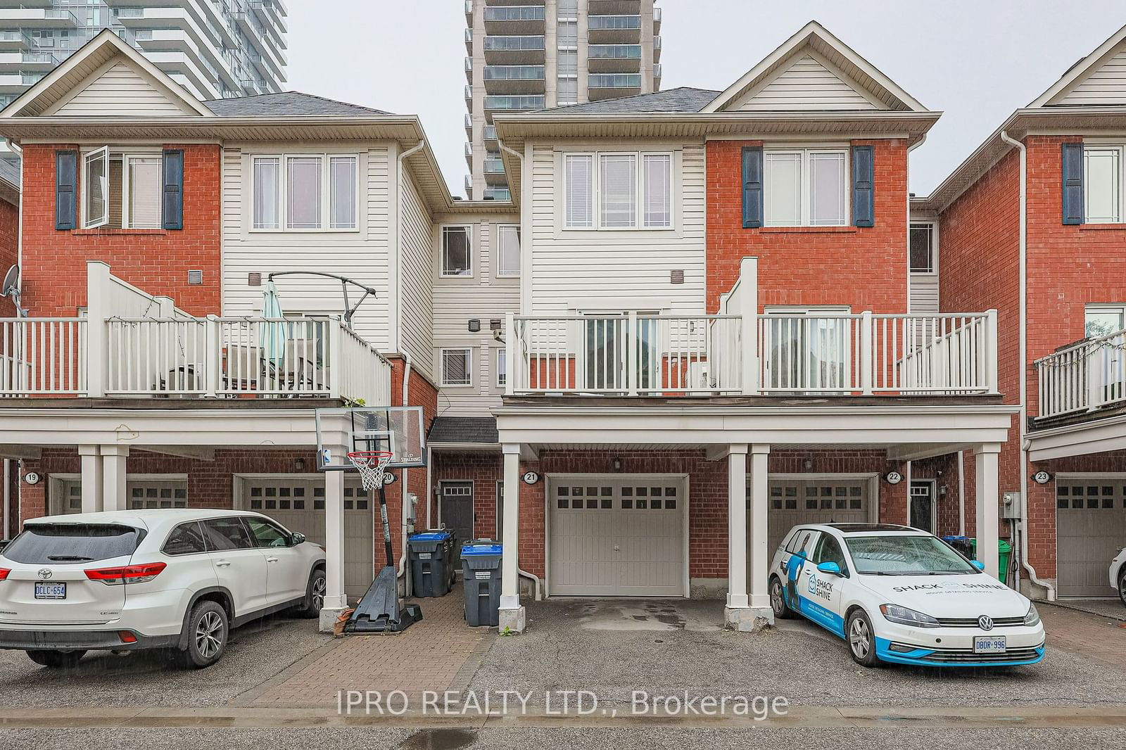 50 Hillcrest Ave, unit 21 for sale