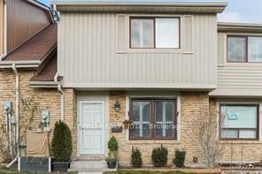 98 Falconer Drive Townhomes, Mississauga, Toronto