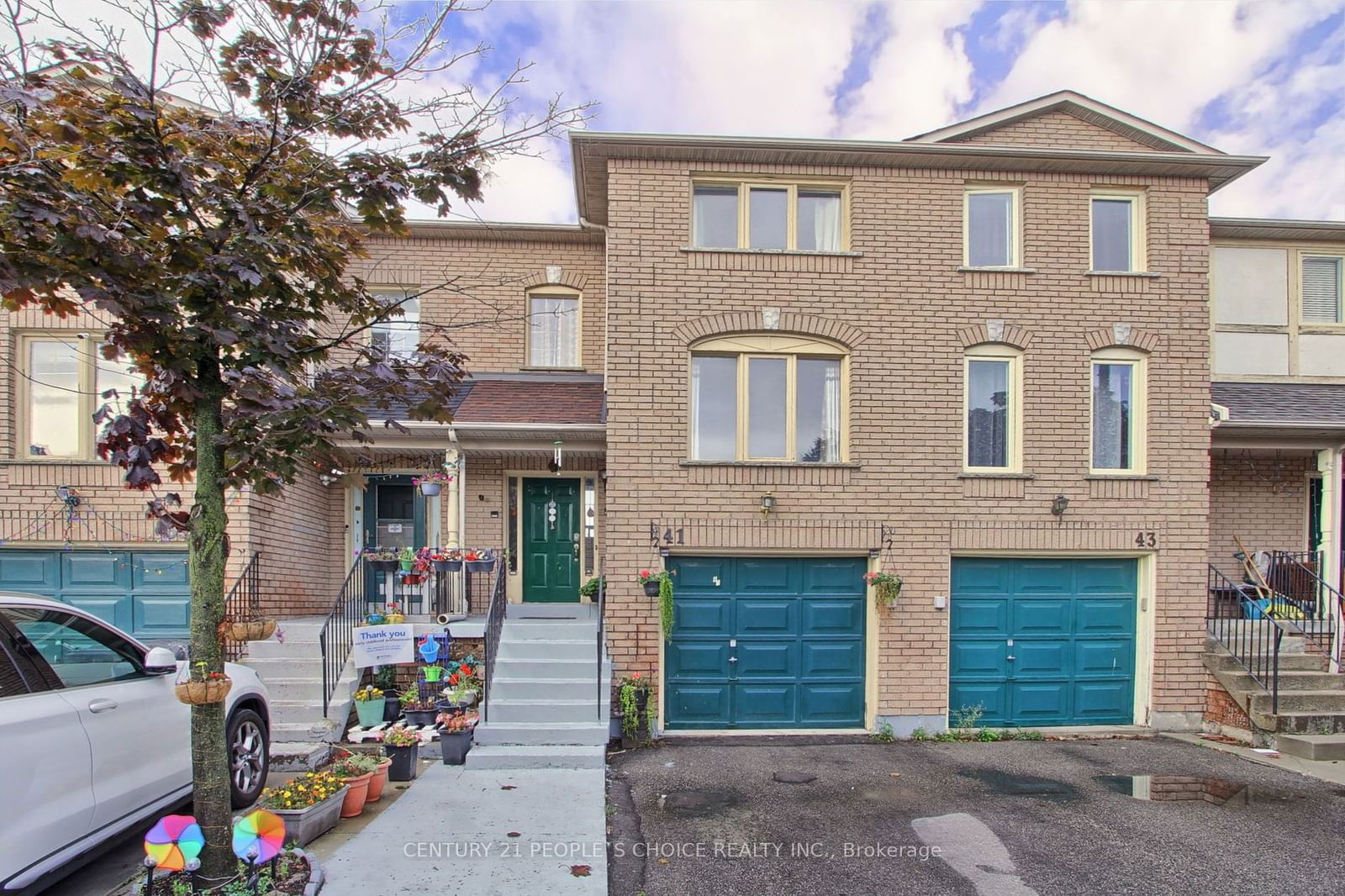 2 Sir Lou Drive Townhomes, Brampton, Toronto