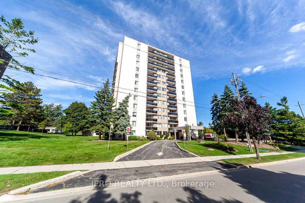 81 Millside Drive Condos, Milton, Toronto