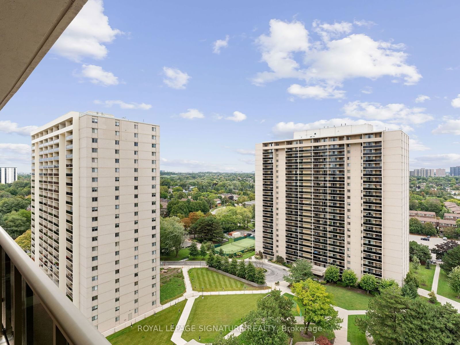 Millgate Manor Condos, Etobicoke, Toronto