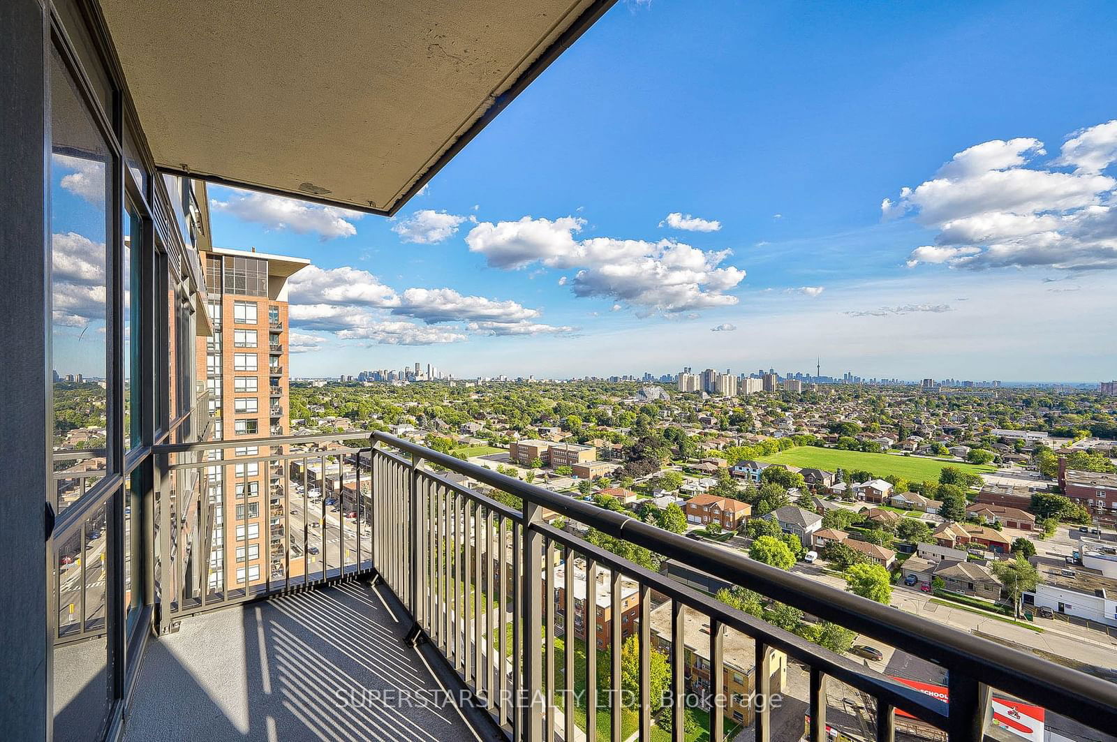 830 Lawrence Ave W, unit 1809 for sale