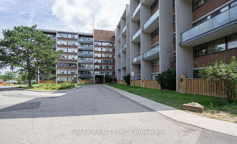 2121 Roche Crt, unit 301 for sale