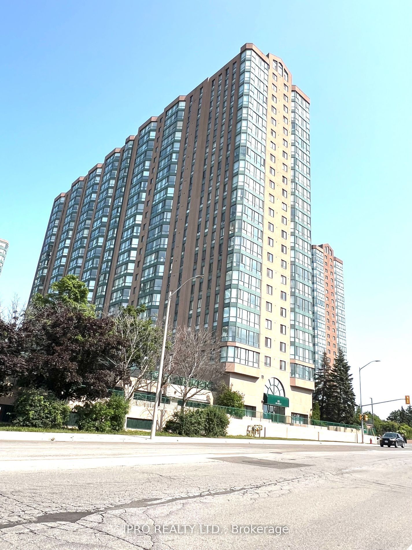 115 Hillcrest Ave, unit 202 for sale