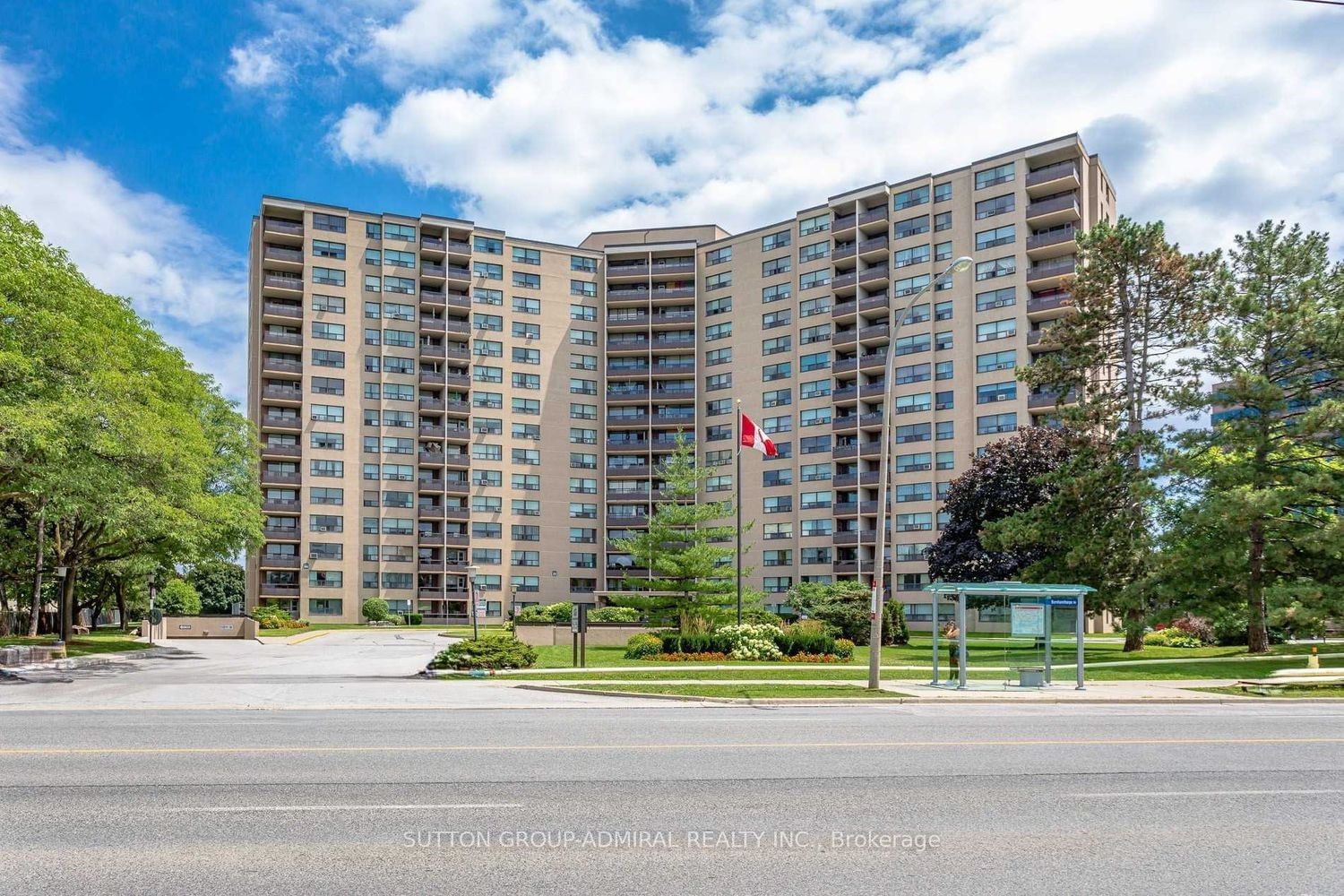 451 The West Mall, unit 321 for sale