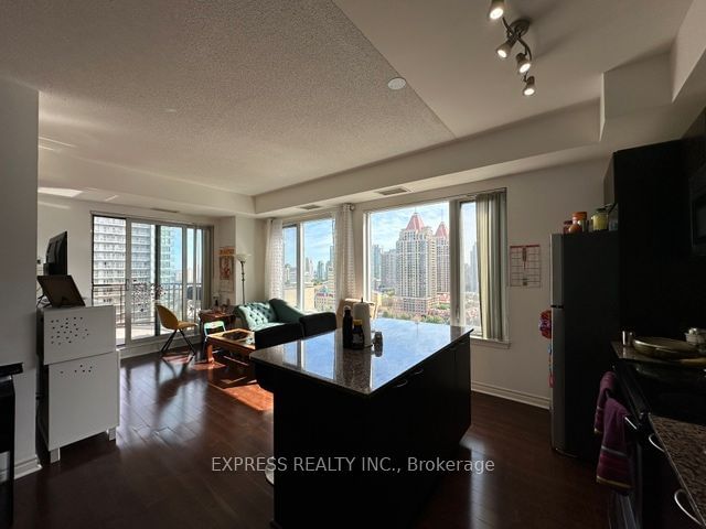 385 Prince of Wales Dr, unit 1605 for rent