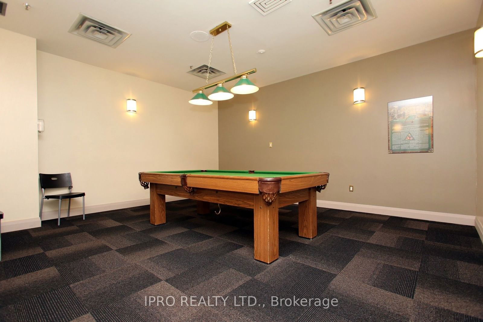 1 Hickory Tree Rd, unit 403 for sale