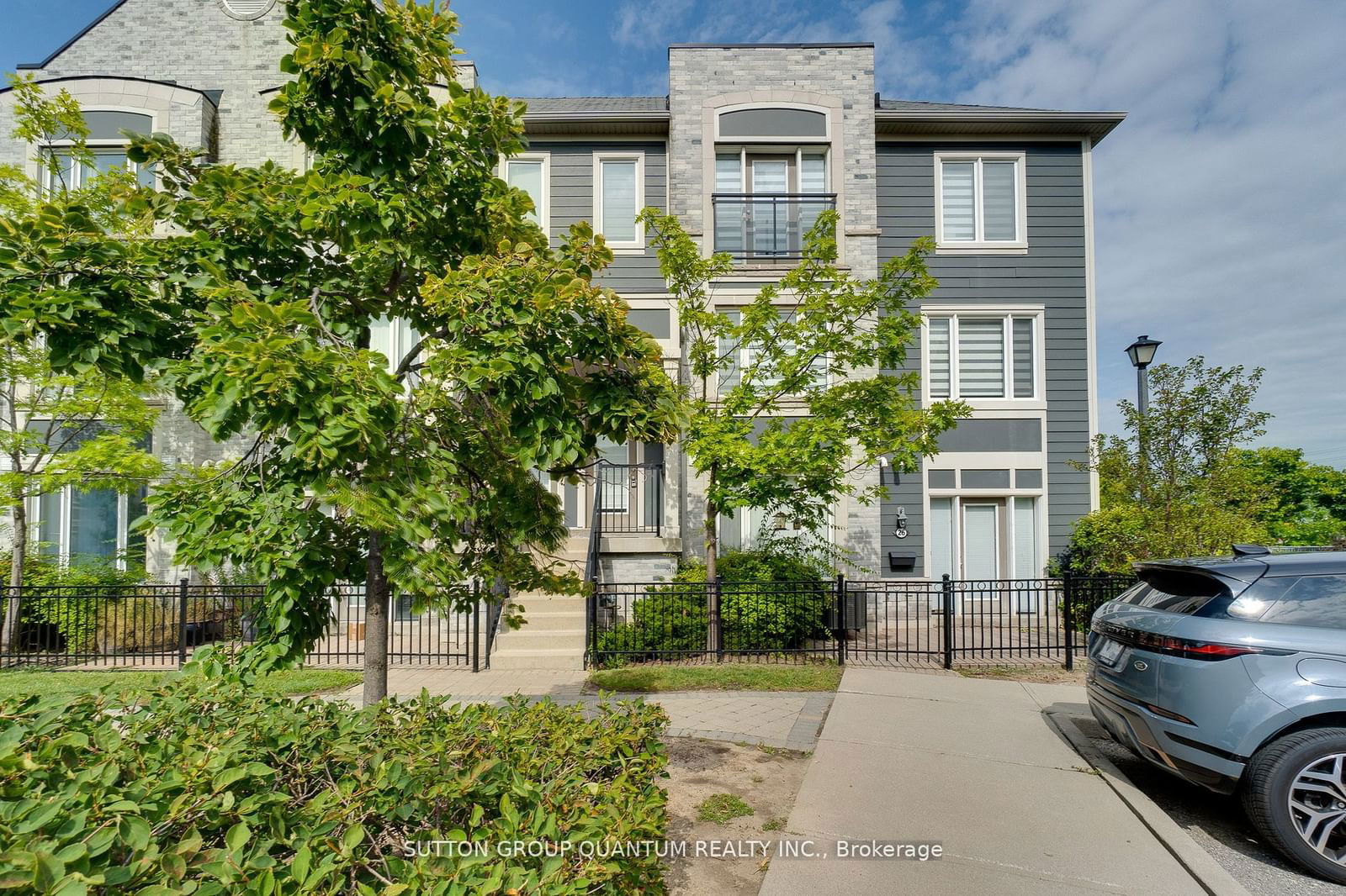 5650 Winston Churchill Blvd, unit 28 for sale