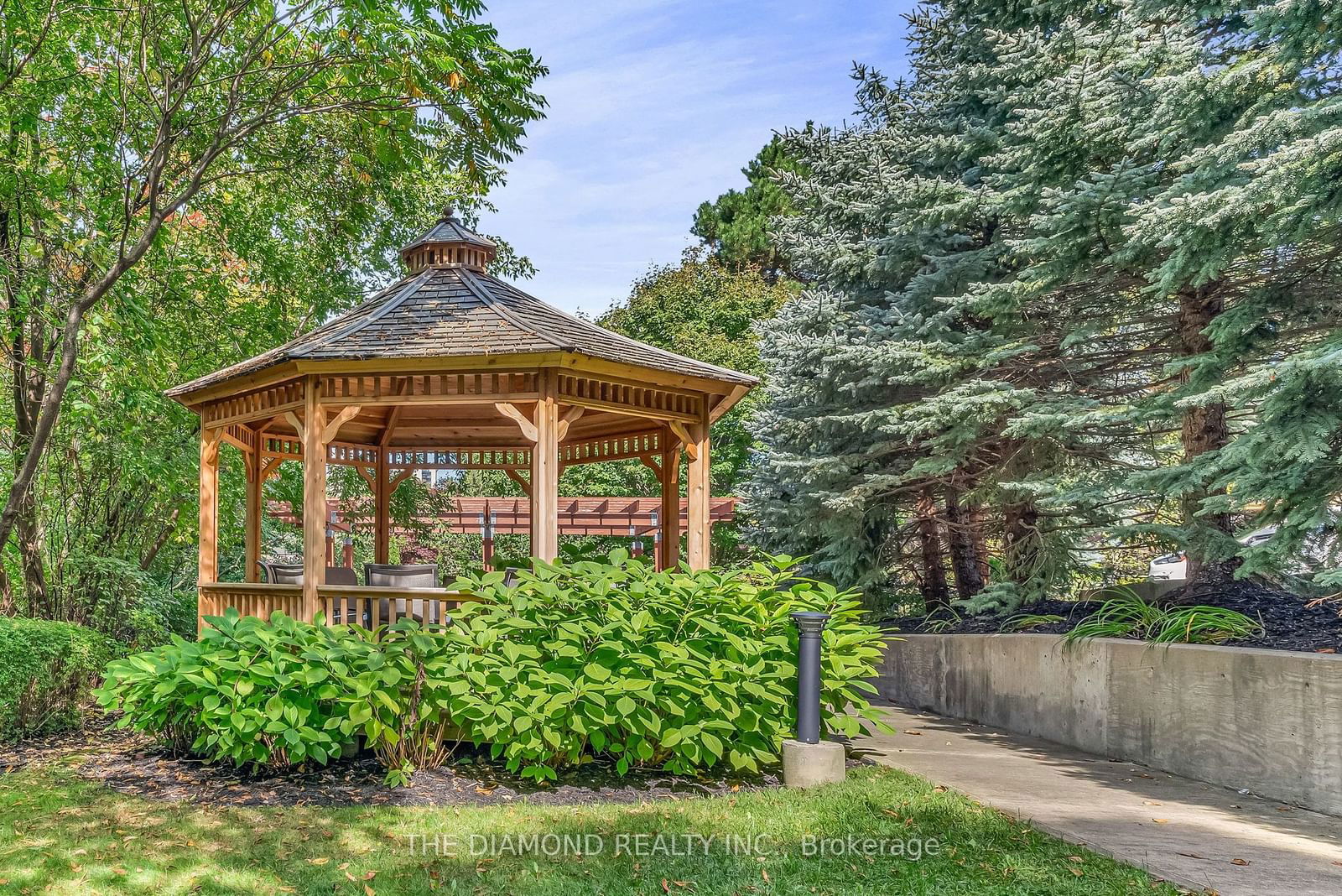 Chestnut Place Condos, Etobicoke, Toronto