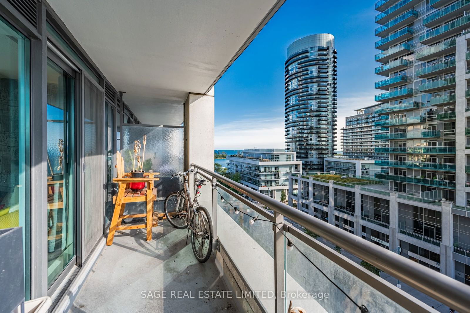 2121 Lakeshore Blvd W, unit 901 for rent