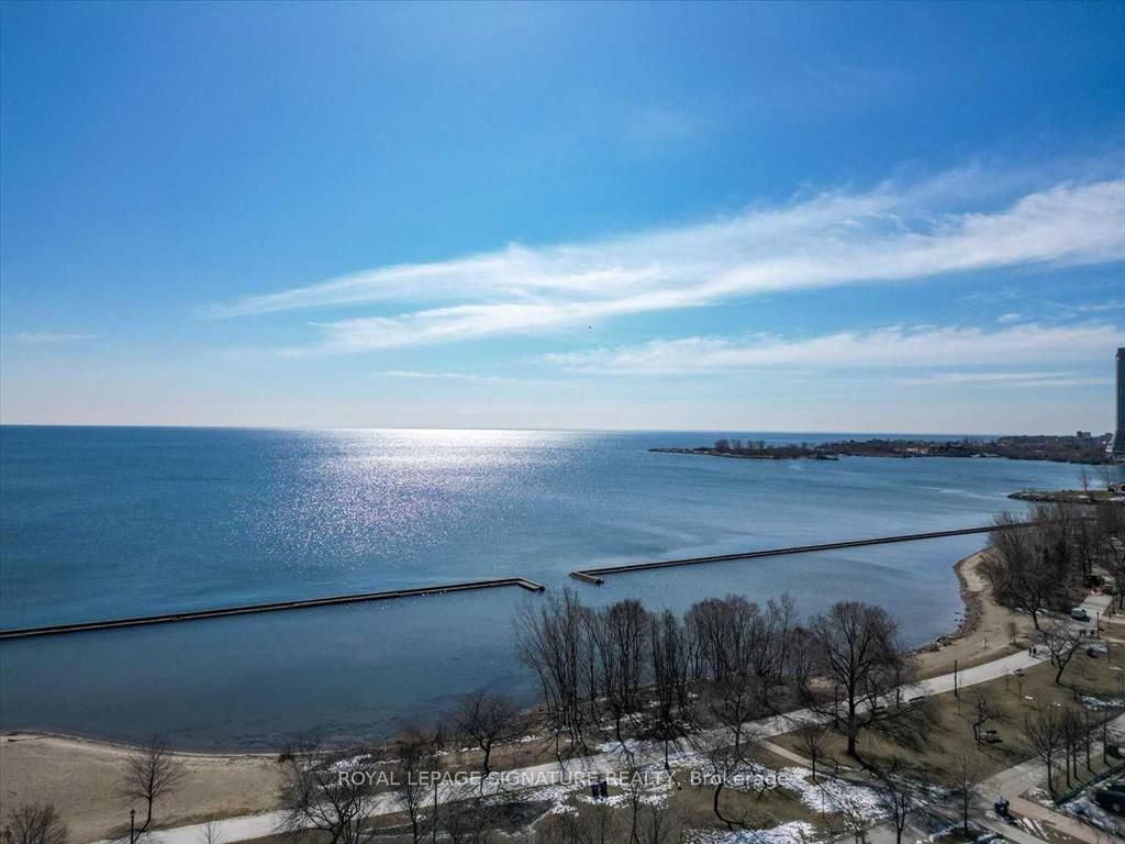 1926 Lake Shore Blvd W, unit 4015 for sale