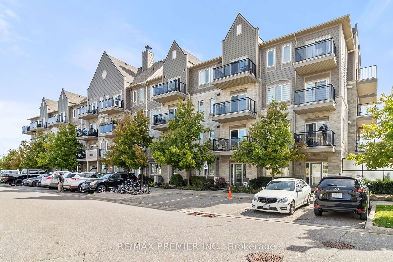 3055 Thomas St, unit 312 for sale