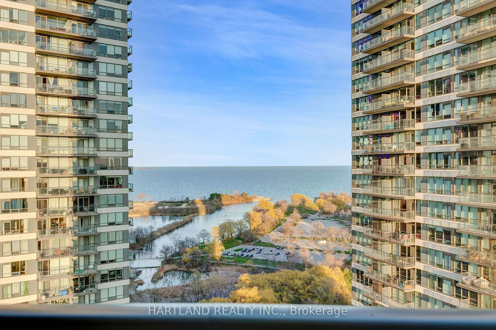 Beyond The Sea - North Tower, Etobicoke, Toronto