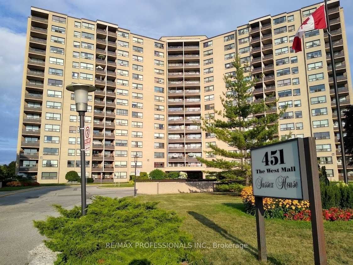 451 The West Mall, unit 917 for rent