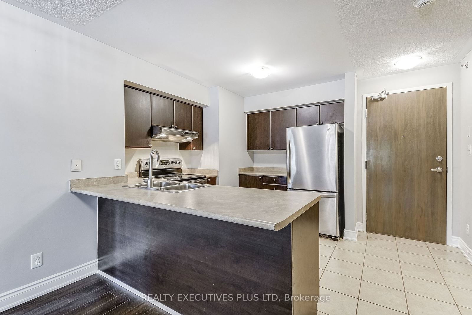 3070 Rotary Way, unit 103 for sale