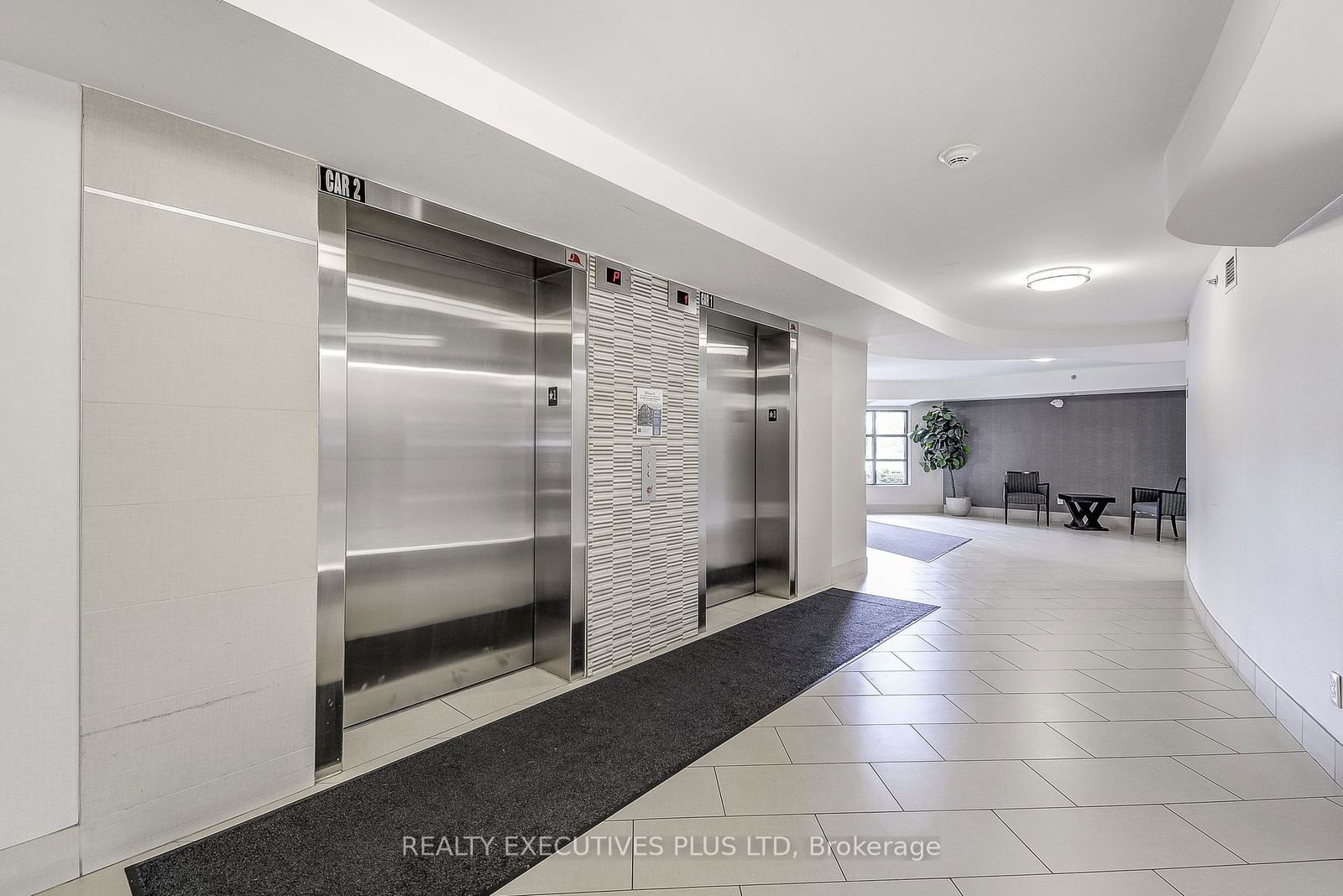 3070 Rotary Way, unit 103 for sale