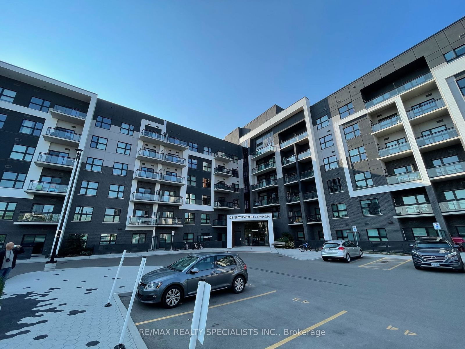 128 Grovewood Common, unit 329 for rent