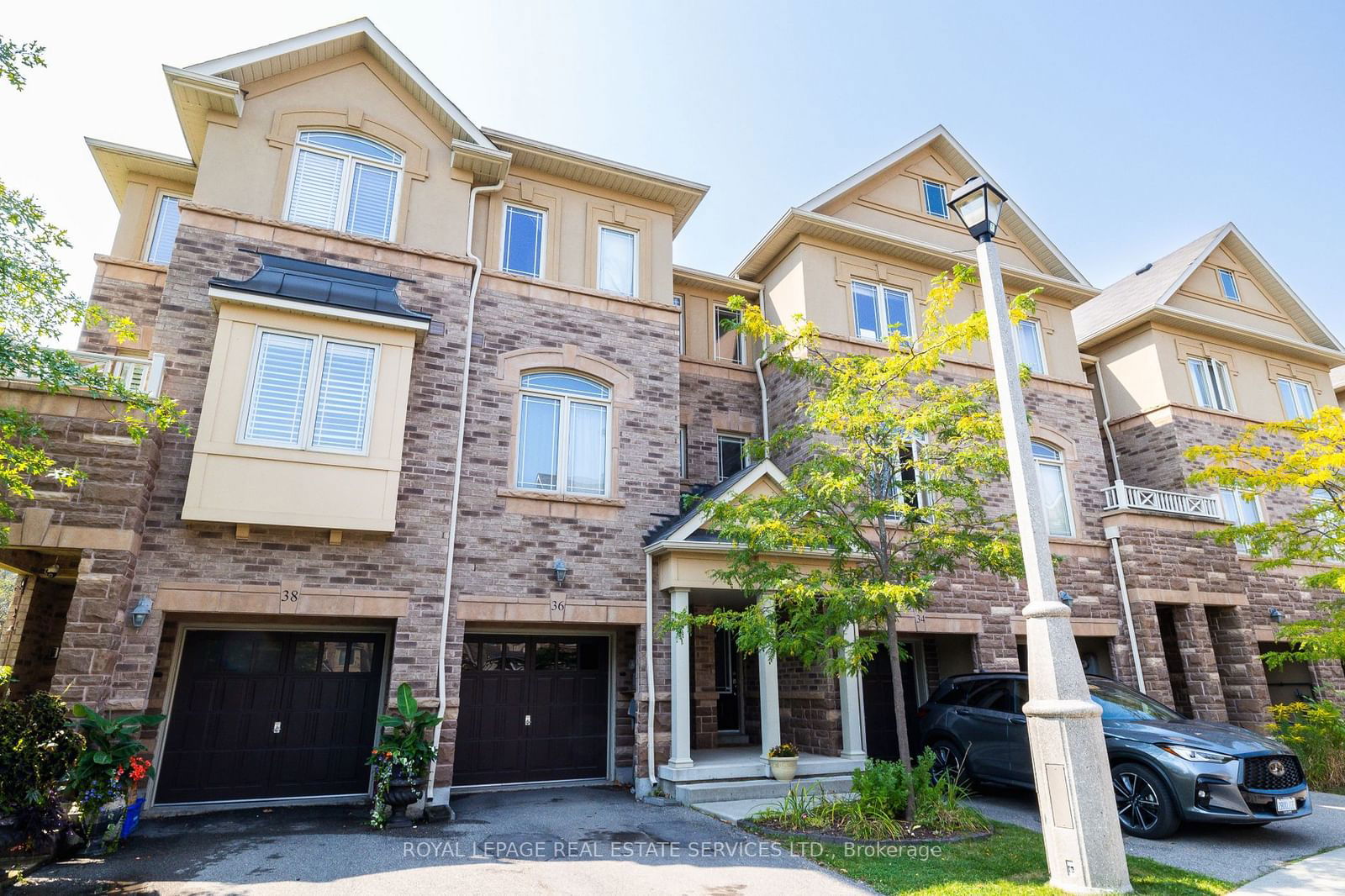 6625 Falconer Drive Townhomes, Mississauga, Toronto