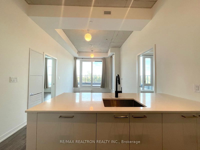 1808 St Clair Ave W, unit 604 for rent