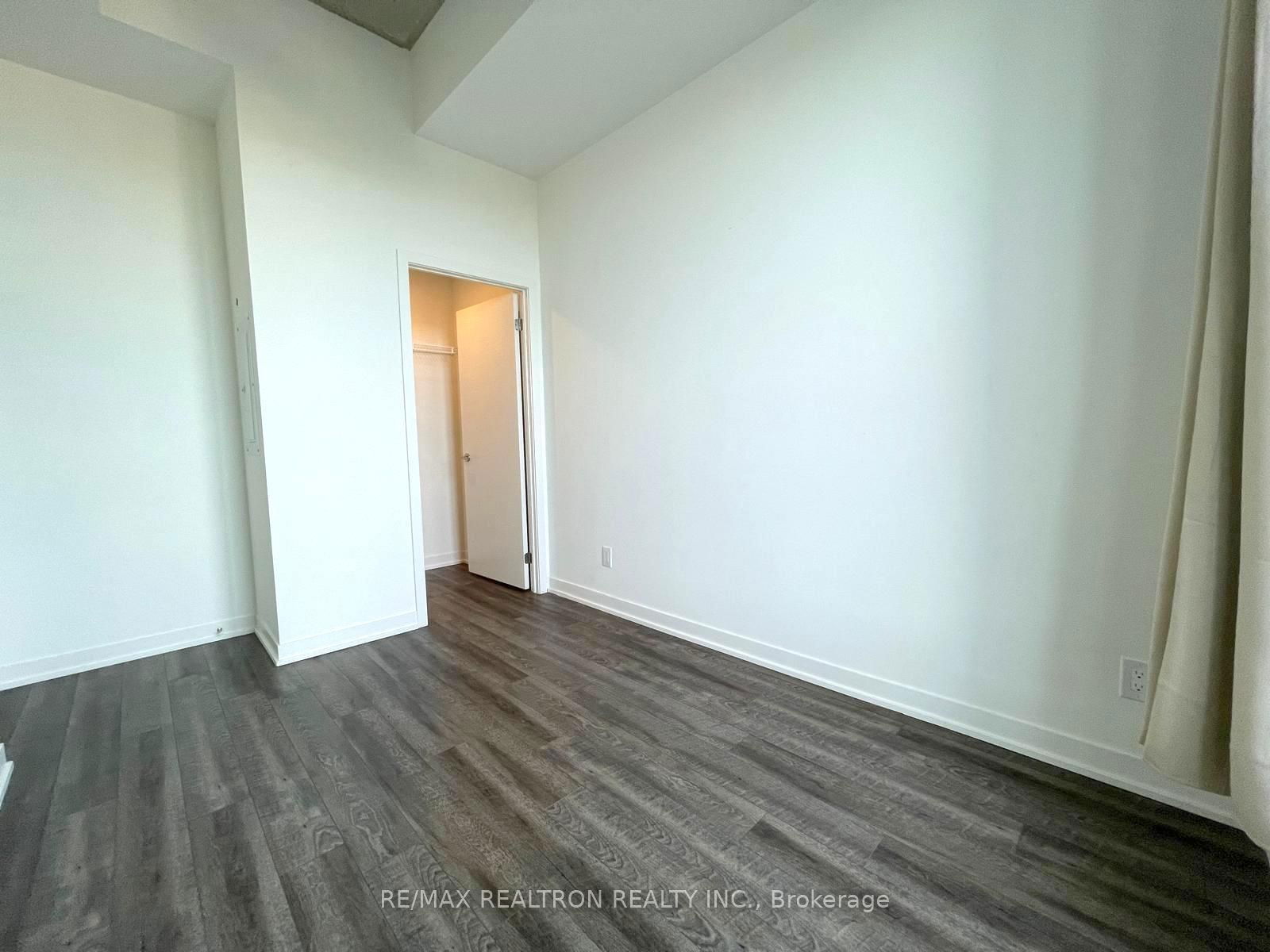 1808 St Clair Ave W, unit 604 for rent