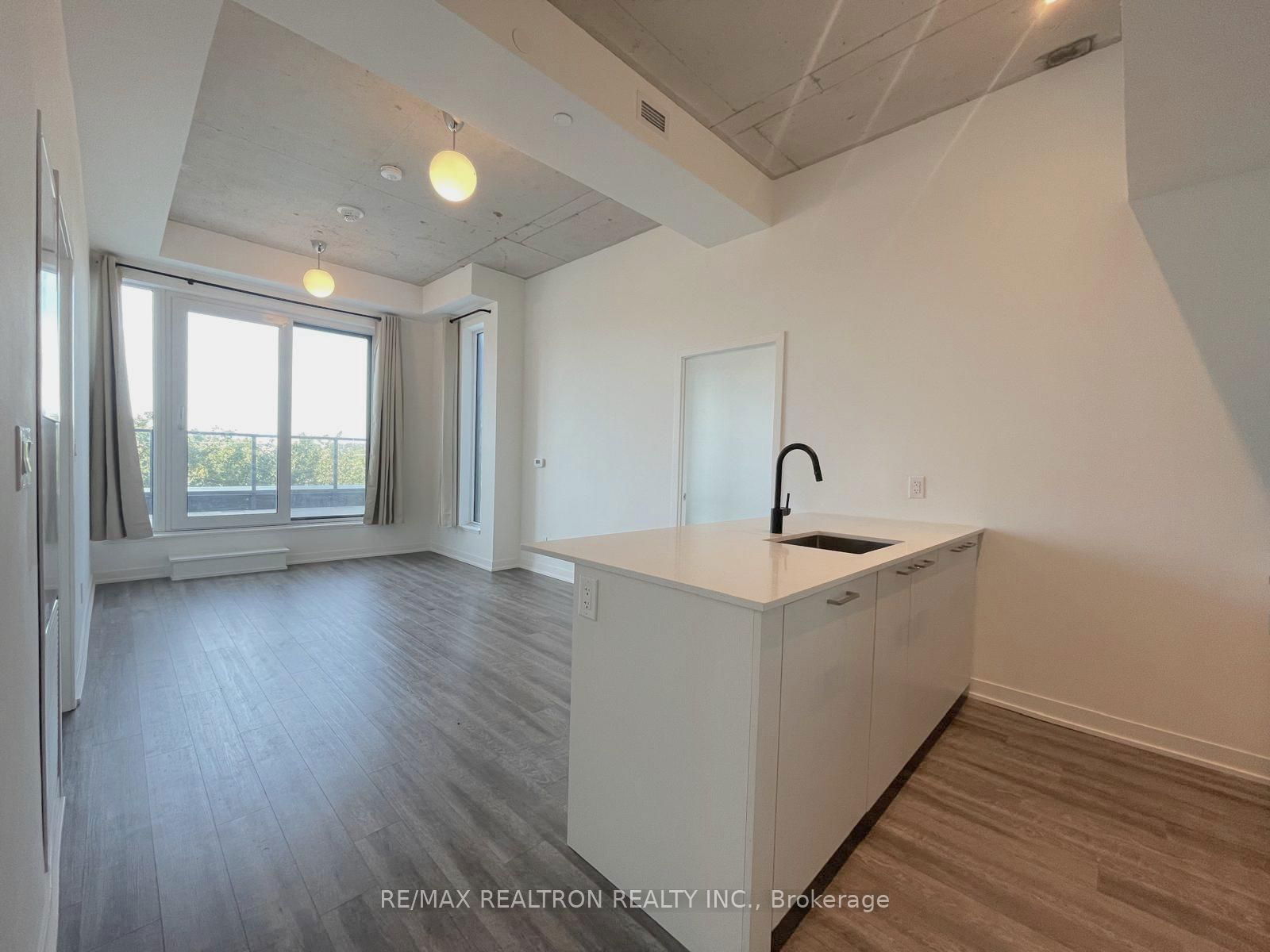 1808 St Clair Ave W, unit 604 for rent