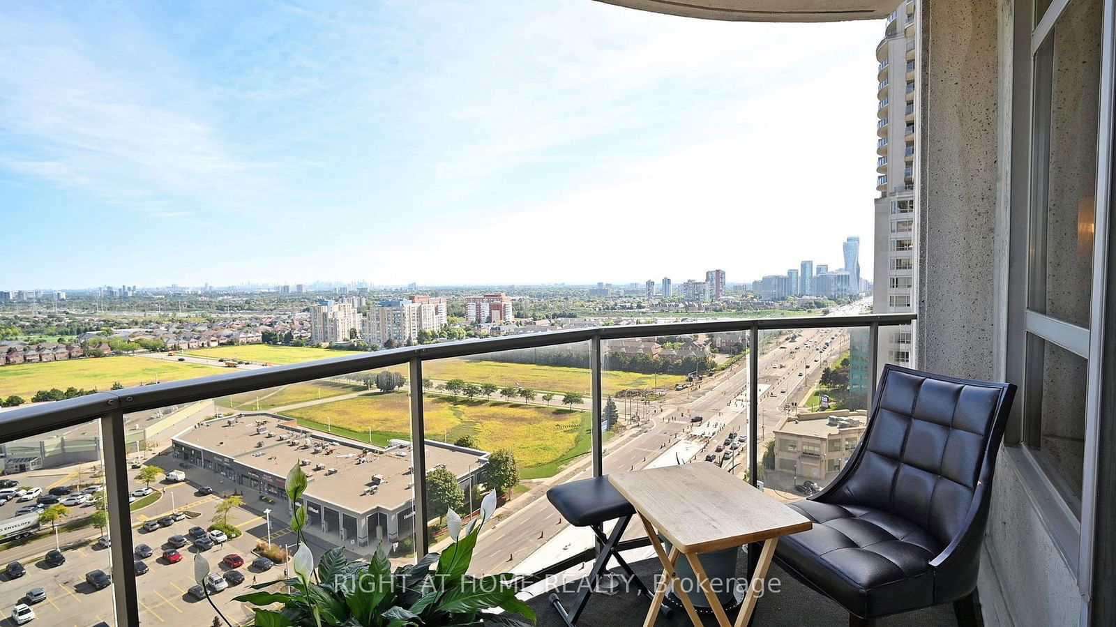 35 Kingsbridge Garden Circ, unit 2108 for sale