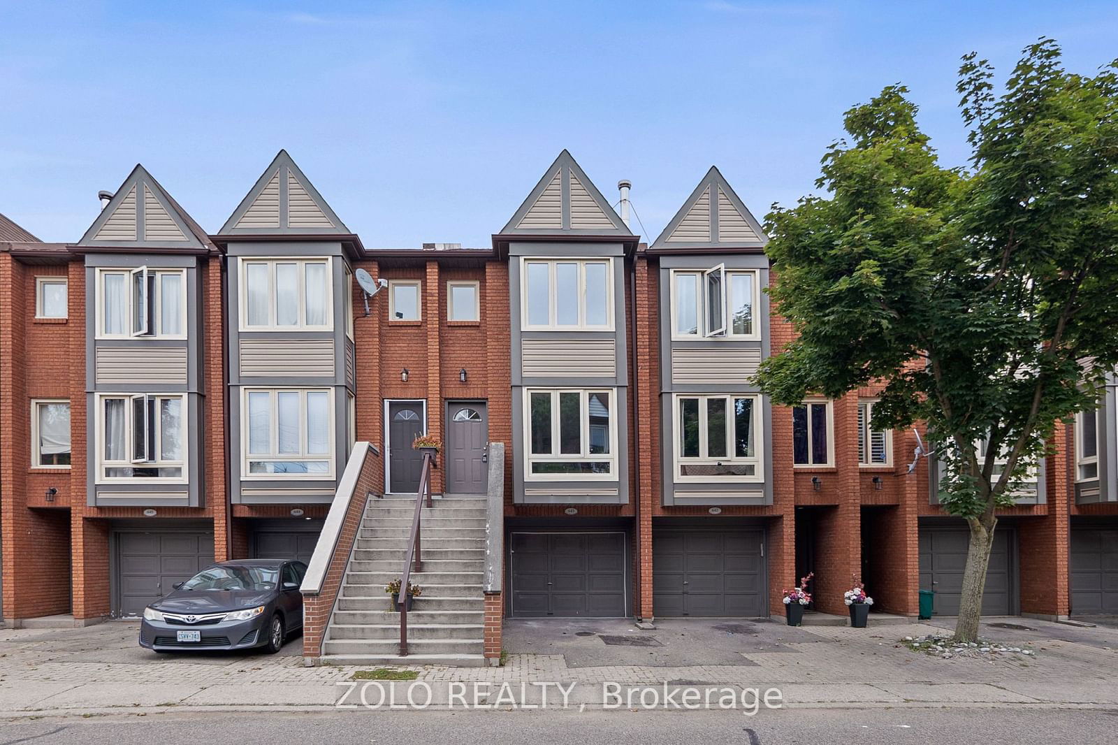 The Brownstones Townhomes, Burlington, Toronto