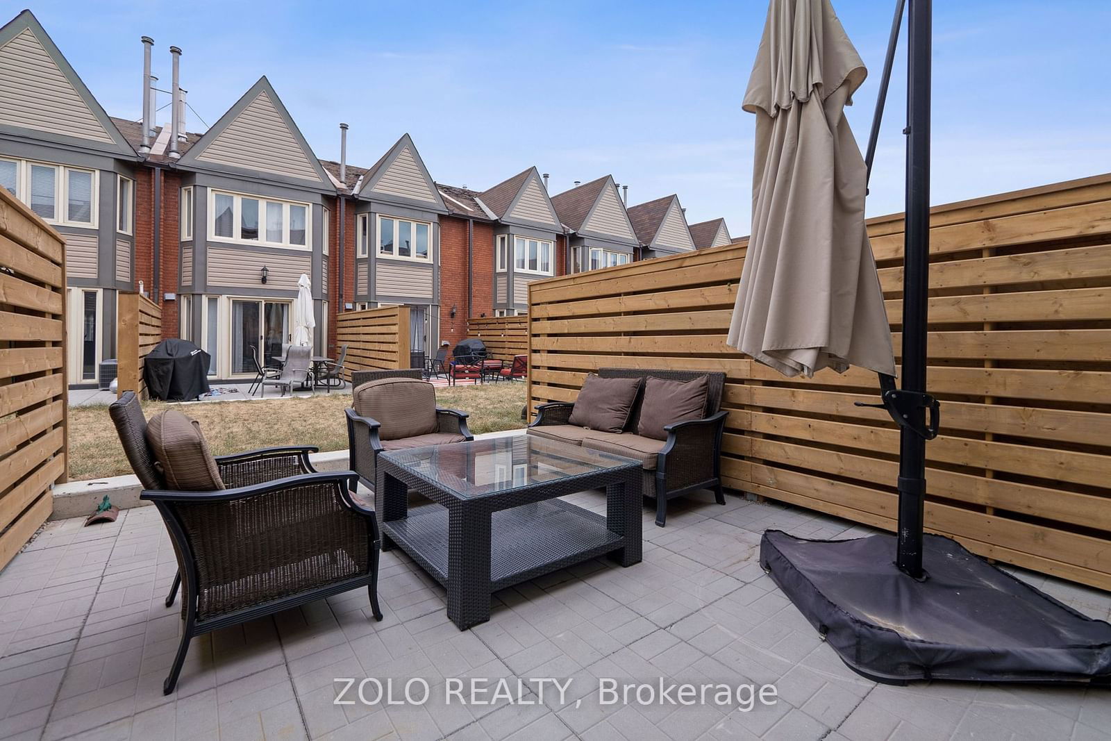 The Brownstones Townhomes, Burlington, Toronto