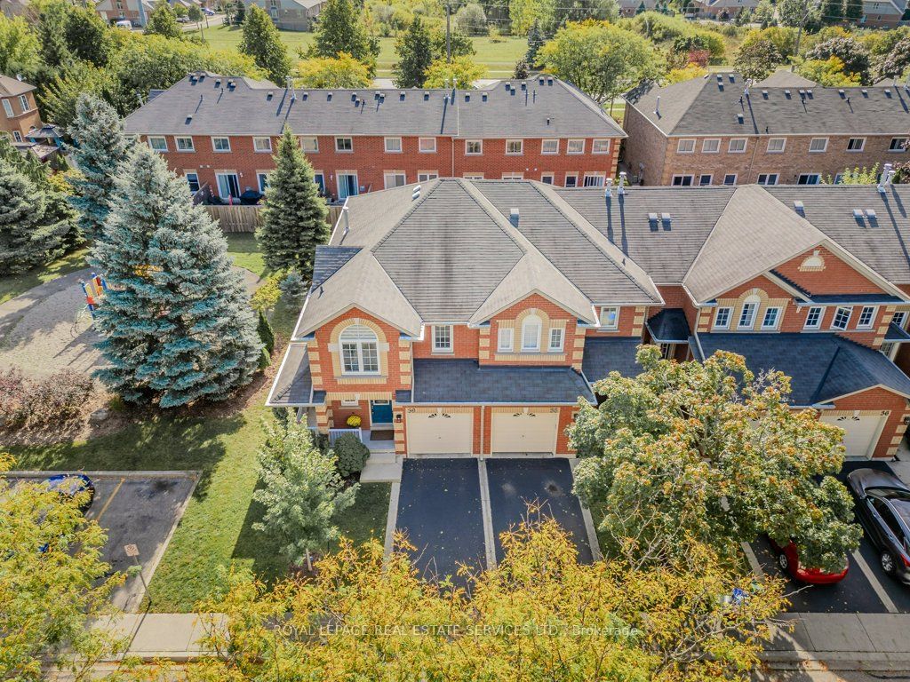 2022 Atkinson Drive Townhomes, Burlington, Toronto