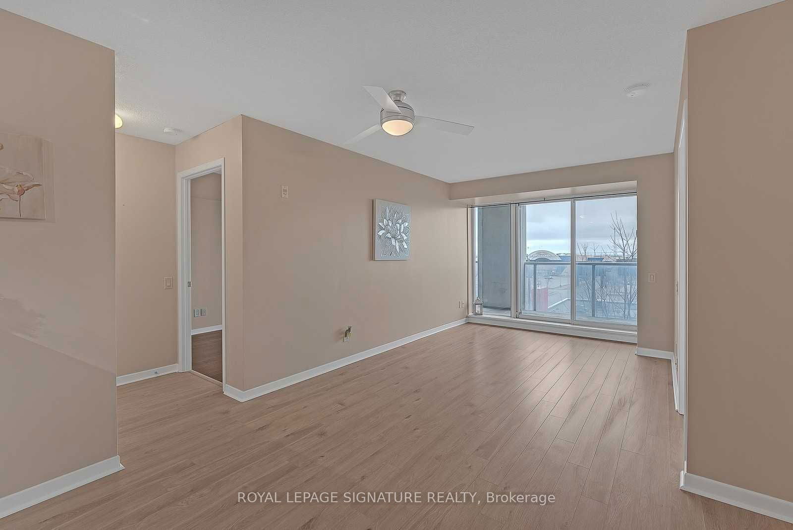 1050 The Queensway Ave, unit 504 for rent