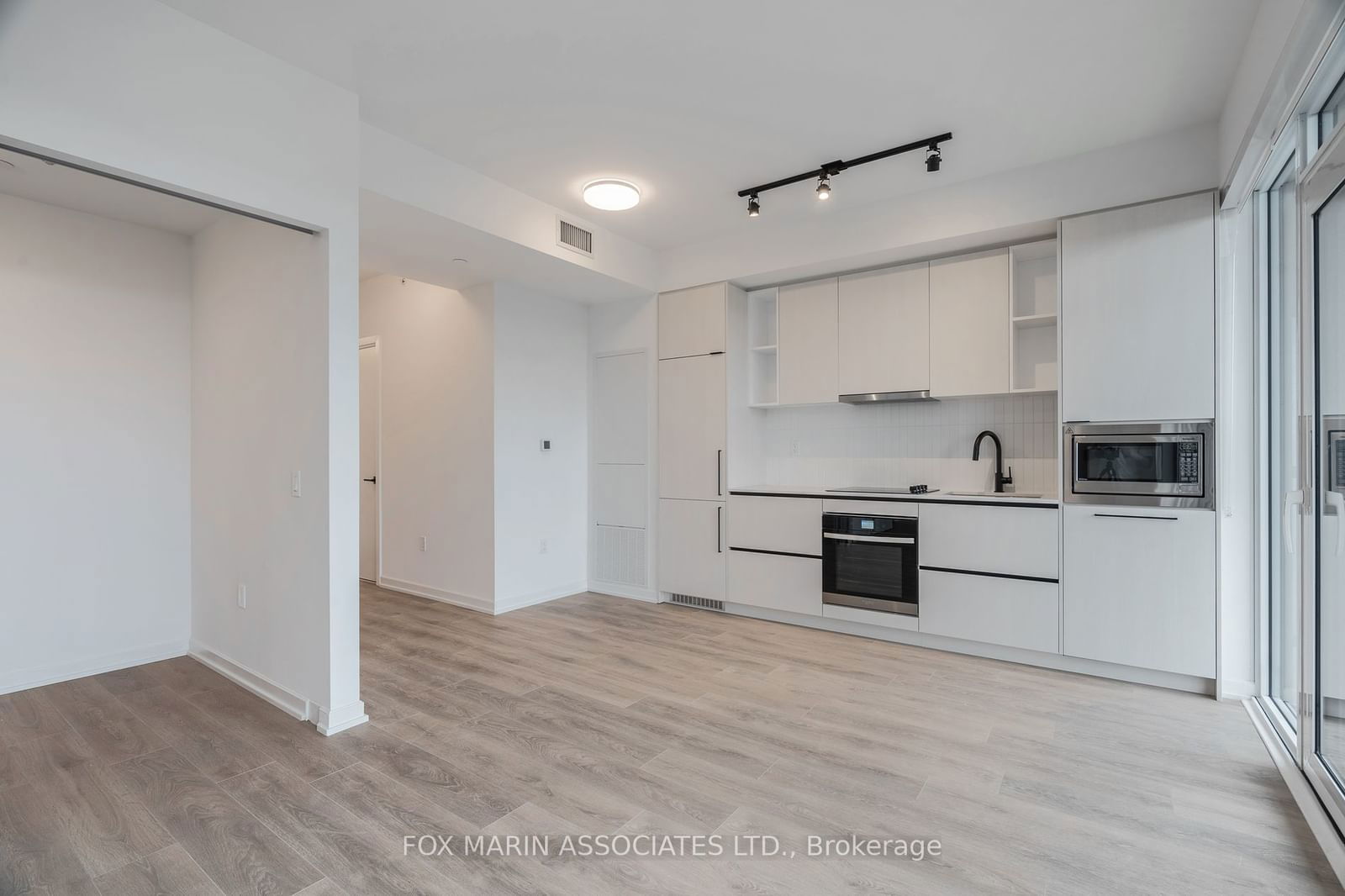 1285 Dupont St, unit 1907 for rent