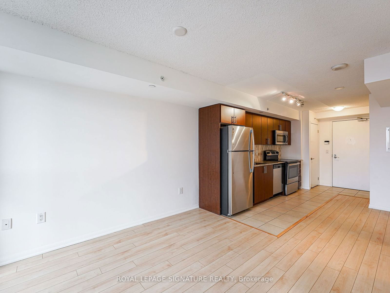 830 Lawrence Ave W, unit 1703 for rent