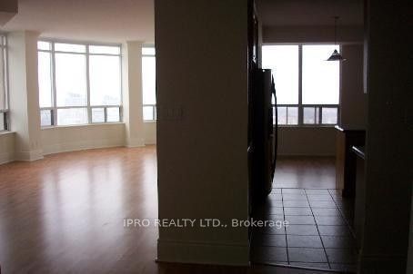 3880 Duke of York Blvd, unit 3005 for rent