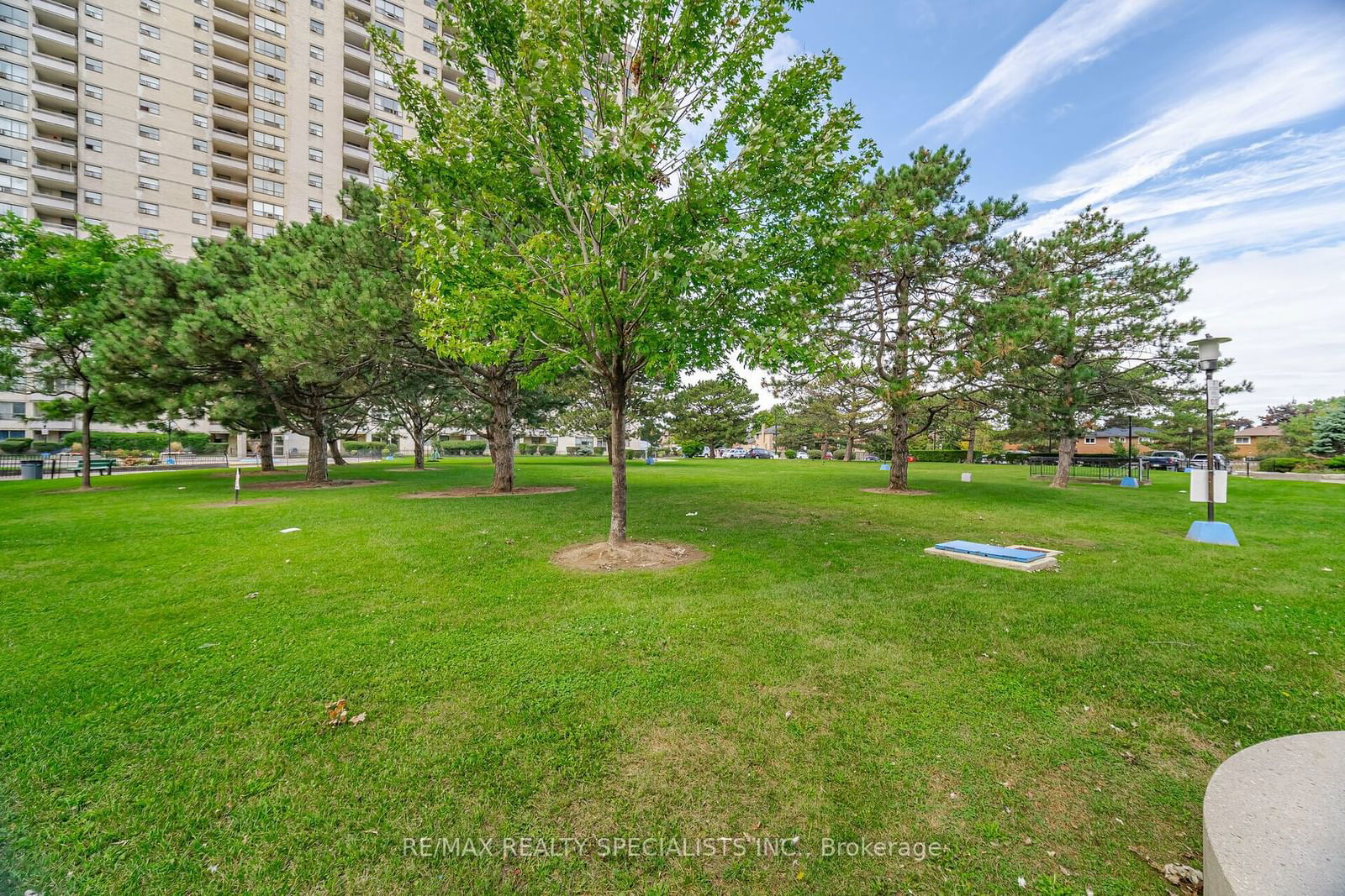 370 Dixon Condos, Etobicoke, Toronto