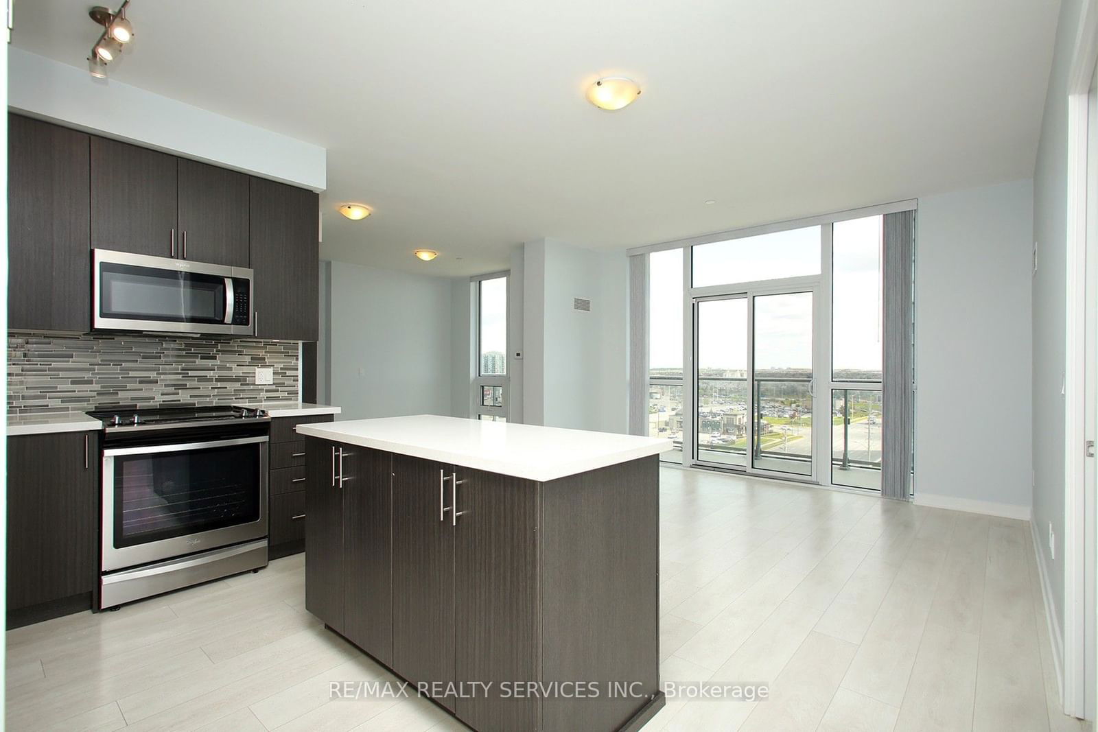 4655 Glen Erin Dr, unit 903 for rent