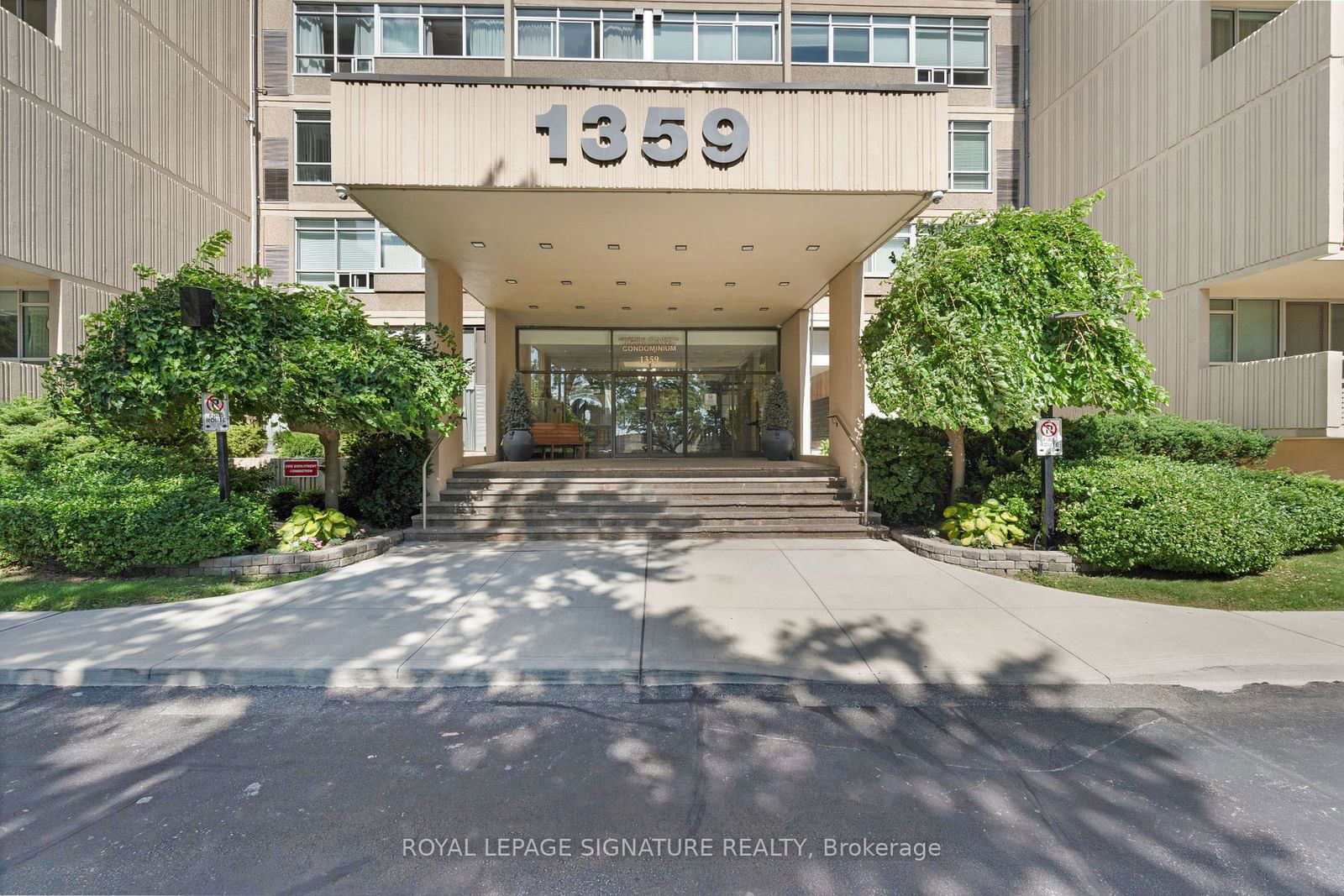 1359 White Oaks Blvd, unit 2210 for sale